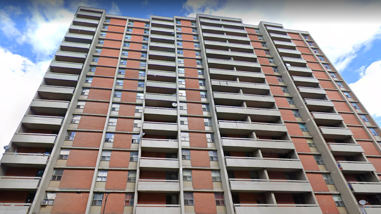What’s driving apartmentbuilding outbreaks?